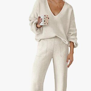 Elegant Beige Knit Jumpsuit